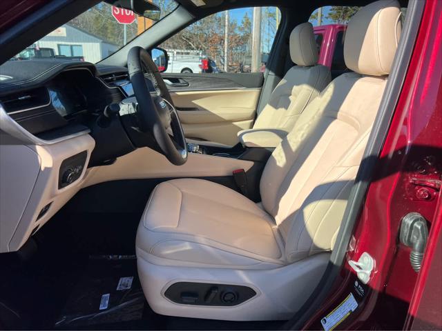 new 2025 Jeep Grand Cherokee L car, priced at $52,719