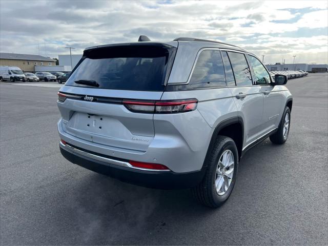 new 2025 Jeep Grand Cherokee car, priced at $41,175