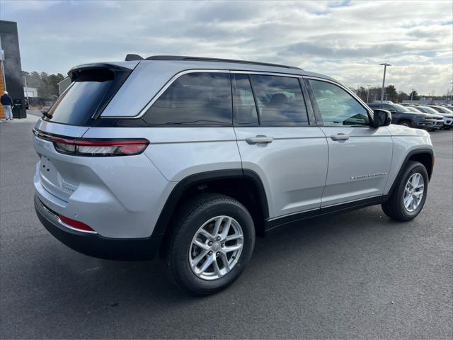 new 2025 Jeep Grand Cherokee car, priced at $41,175