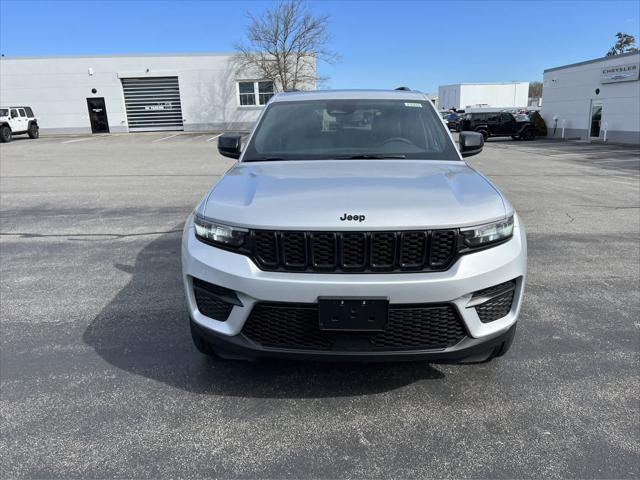 new 2024 Jeep Grand Cherokee car, priced at $48,795