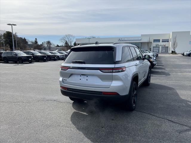 new 2024 Jeep Grand Cherokee car, priced at $48,795