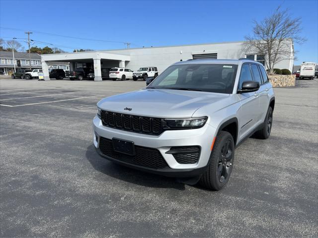 new 2024 Jeep Grand Cherokee car, priced at $48,795