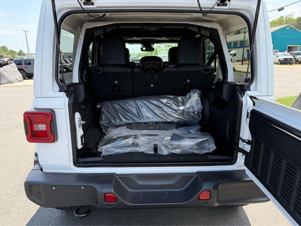 new 2025 Jeep Wrangler car, priced at $58,525