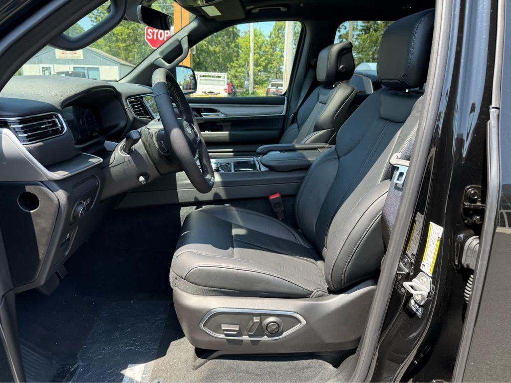new 2025 Jeep Wagoneer car, priced at $68,000