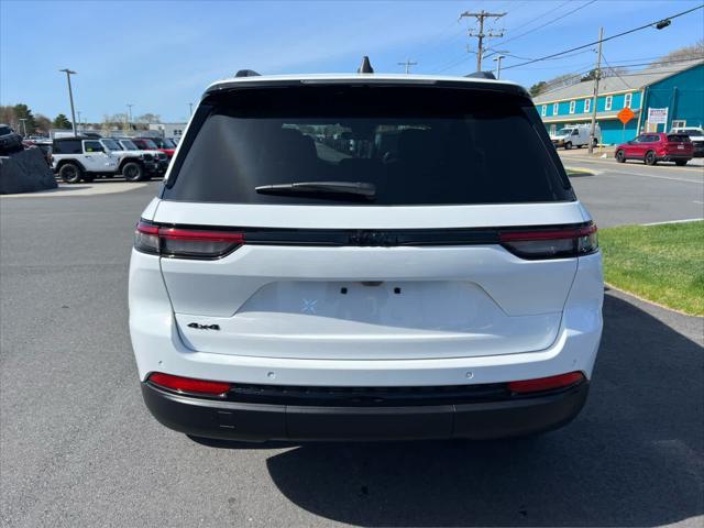 used 2025 Jeep Grand Cherokee car, priced at $39,975