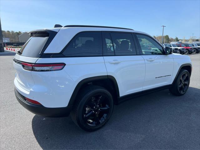 used 2025 Jeep Grand Cherokee car, priced at $39,975