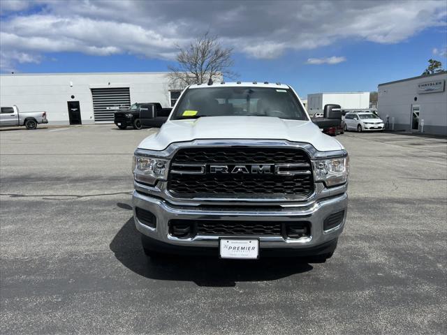 new 2024 Ram 3500 car, priced at $61,304