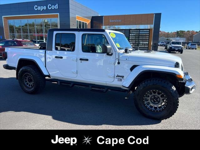 used 2022 Jeep Gladiator car, priced at $34,875