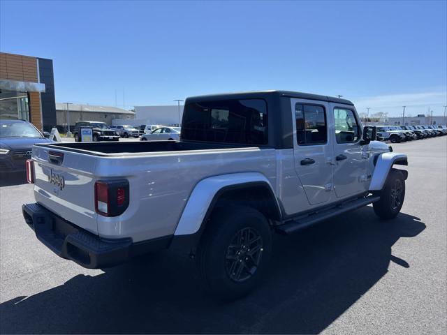 new 2024 Jeep Gladiator car, priced at $49,336