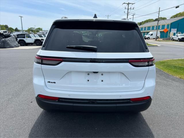 new 2025 Jeep Grand Cherokee car, priced at $45,635