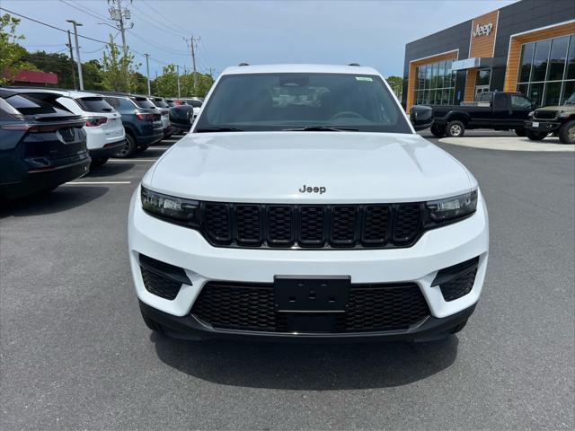 new 2025 Jeep Grand Cherokee car, priced at $45,635