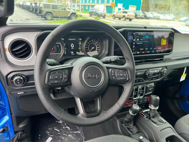 new 2025 Jeep Gladiator car, priced at $52,790
