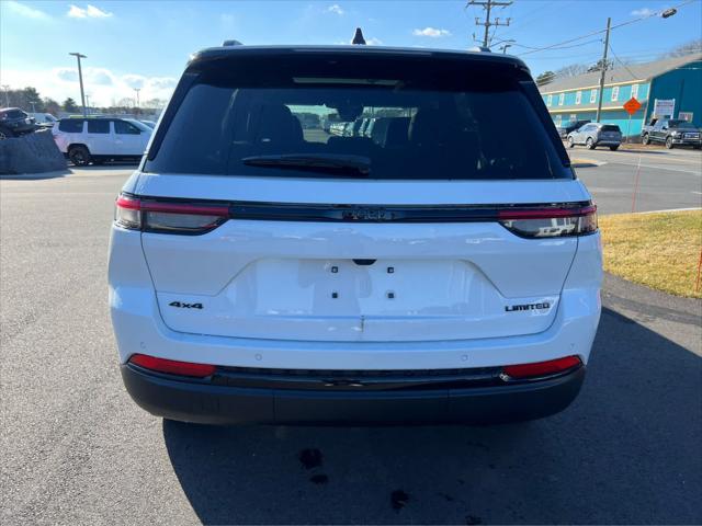 new 2025 Jeep Grand Cherokee car, priced at $50,940