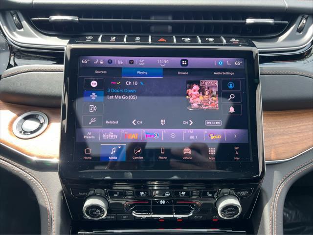new 2025 Jeep Grand Cherokee car, priced at $67,965