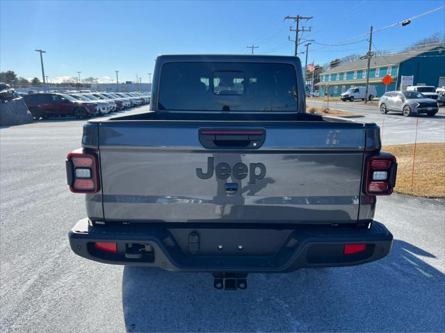 new 2025 Jeep Gladiator car, priced at $52,422