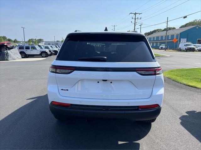 new 2024 Jeep Grand Cherokee car, priced at $45,910