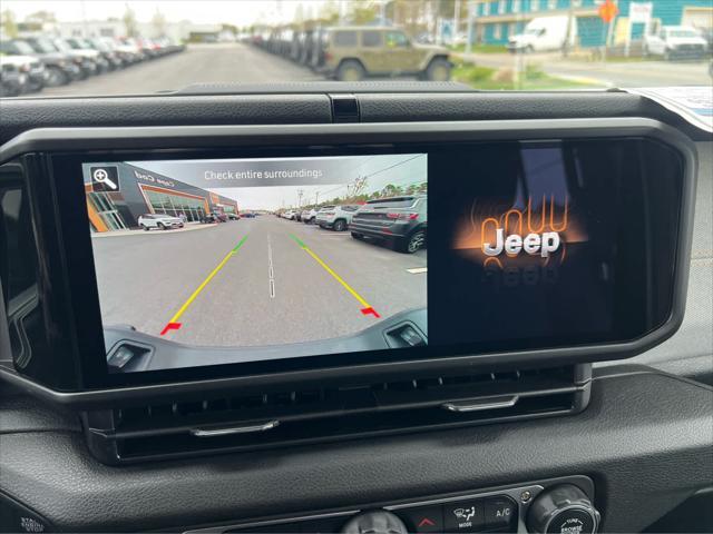 new 2025 Jeep Gladiator car, priced at $51,380