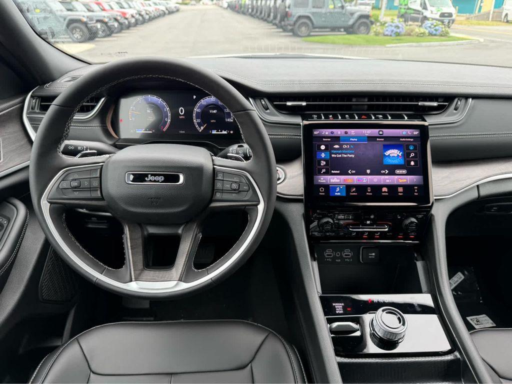 new 2025 Jeep Grand Cherokee L car, priced at $49,975