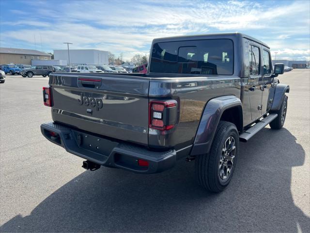 new 2025 Jeep Gladiator car, priced at $52,422