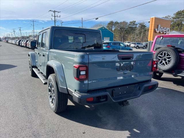 new 2025 Jeep Gladiator car, priced at $52,422