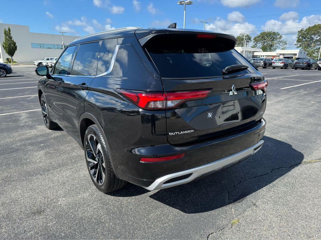 used 2022 Mitsubishi Outlander car, priced at $21,975
