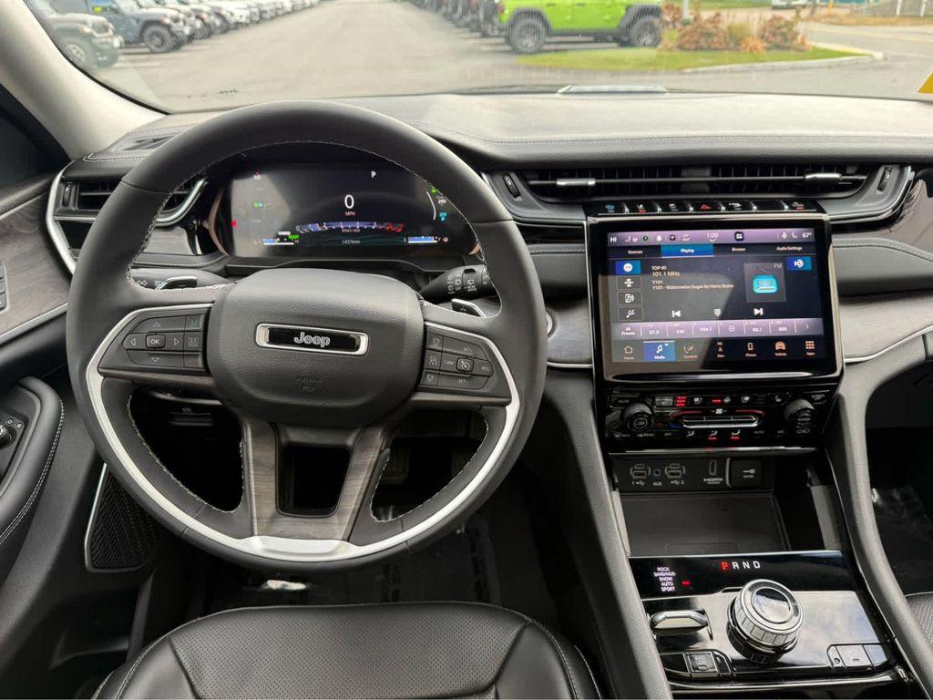 used 2023 Jeep Grand Cherokee 4xe car, priced at $32,275