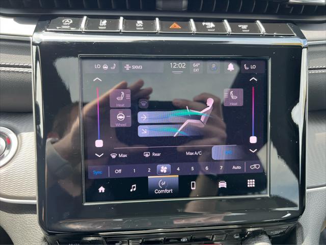 used 2025 Jeep Grand Cherokee car, priced at $39,975