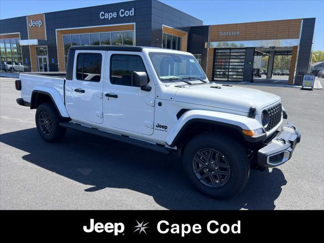 new 2024 Jeep Gladiator car, priced at $48,960