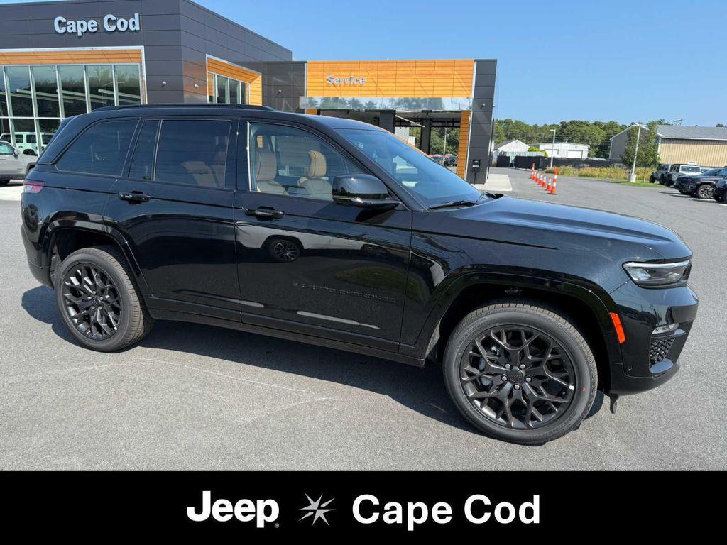new 2025 Jeep Grand Cherokee car, priced at $61,175