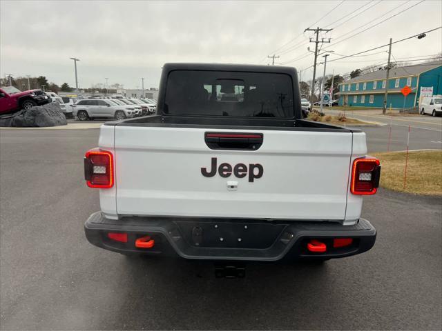 new 2025 Jeep Gladiator car, priced at $58,330