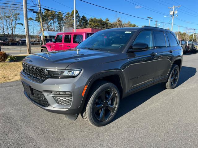 new 2025 Jeep Grand Cherokee car, priced at $46,364