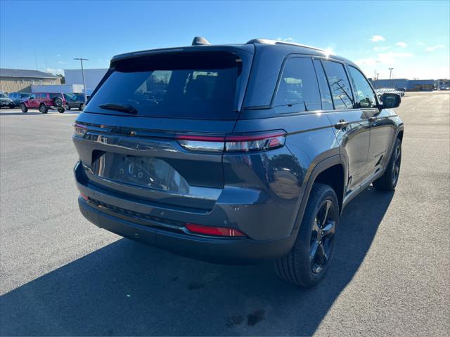 new 2025 Jeep Grand Cherokee car, priced at $46,364