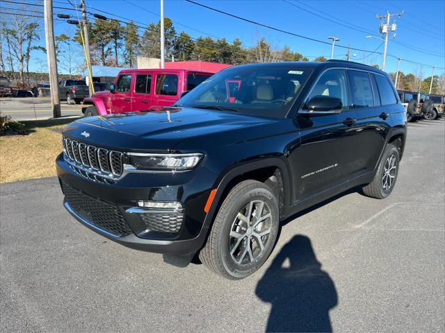 new 2025 Jeep Grand Cherokee car, priced at $48,810