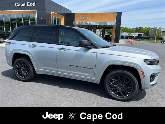 new 2025 Jeep Grand Cherokee car, priced at $68,560