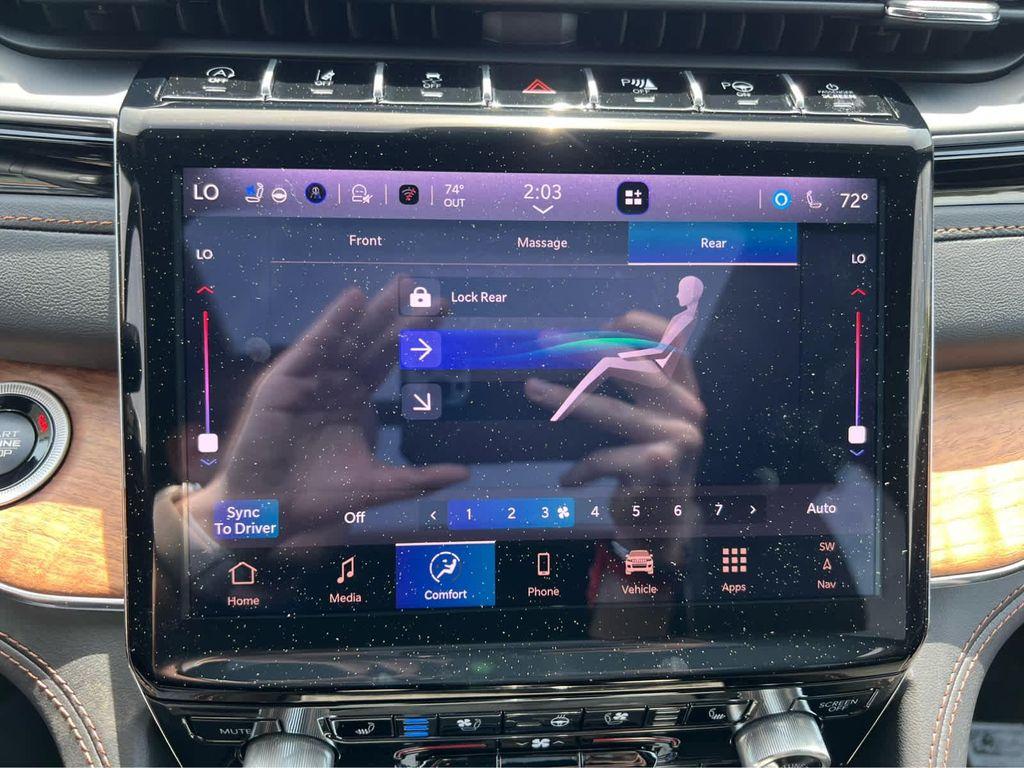 new 2025 Jeep Grand Cherokee car, priced at $65,475