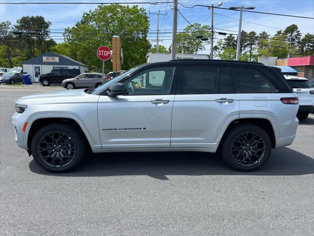 new 2025 Jeep Grand Cherokee car, priced at $68,560