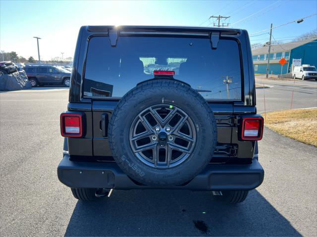 new 2025 Jeep Wrangler car, priced at $49,759