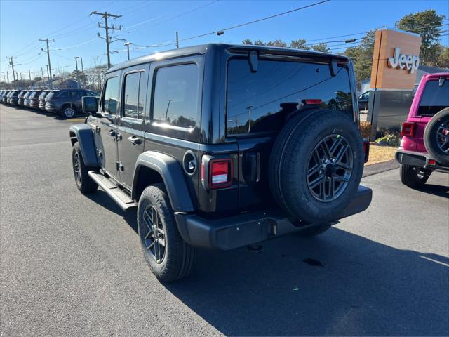 new 2025 Jeep Wrangler car, priced at $49,759