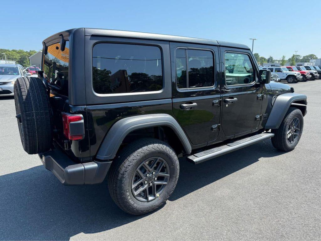 new 2025 Jeep Wrangler car, priced at $51,275