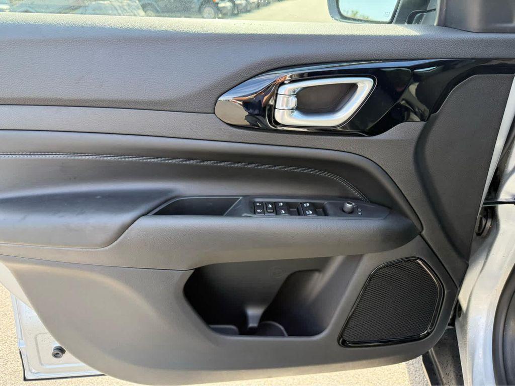 new 2026 Jeep Compass car, priced at $32,000