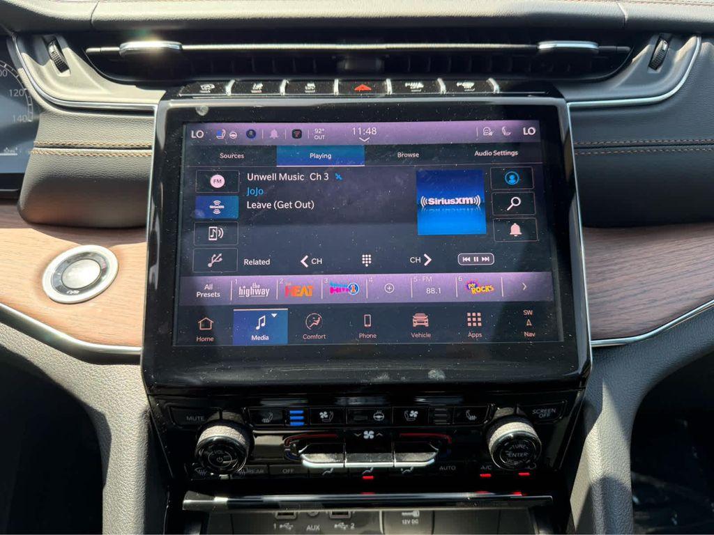 new 2025 Jeep Grand Cherokee L car, priced at $62,975