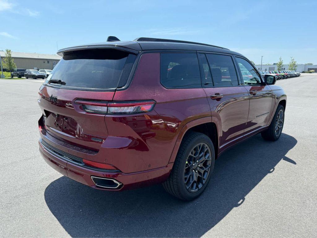 new 2025 Jeep Grand Cherokee L car, priced at $62,975