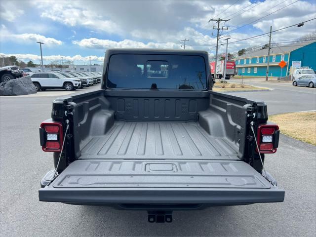 new 2025 Jeep Gladiator car, priced at $52,575