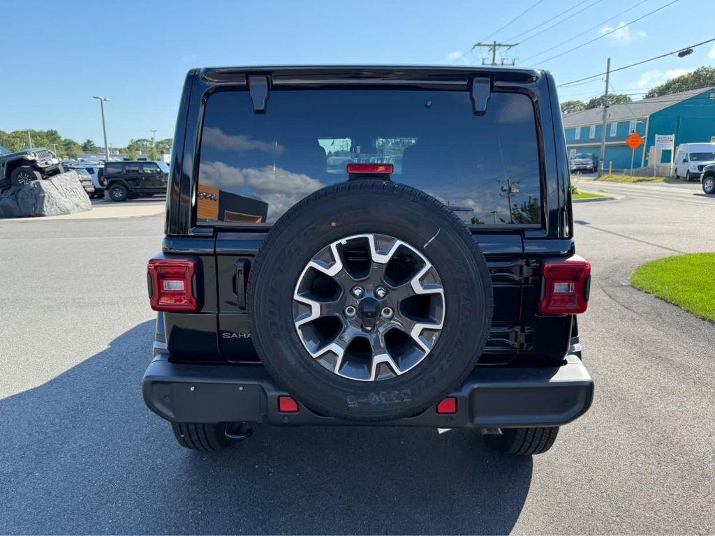 new 2025 Jeep Wrangler car, priced at $53,975