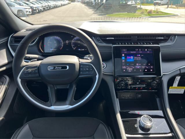 new 2025 Jeep Grand Cherokee car, priced at $46,730