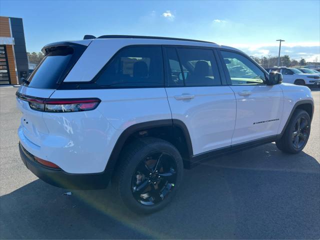 new 2025 Jeep Grand Cherokee car, priced at $46,580