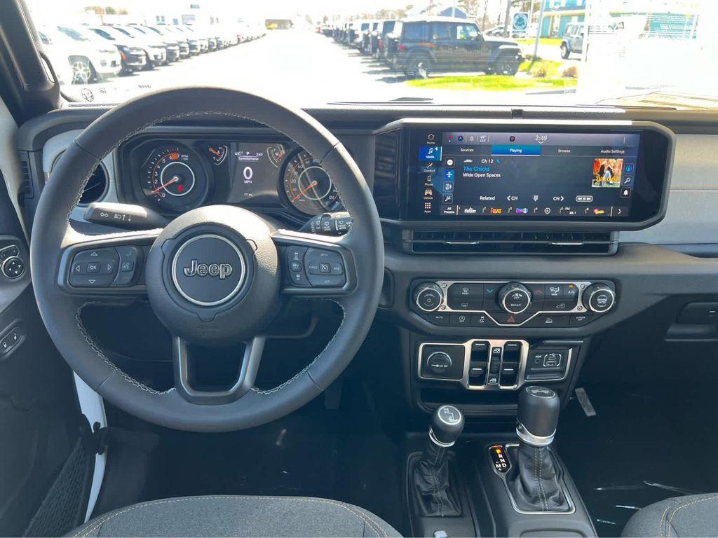 new 2025 Jeep Wrangler car, priced at $41,475