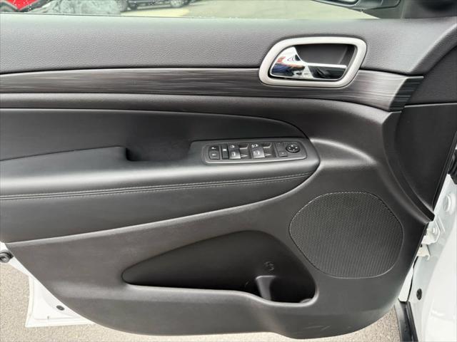 used 2021 Jeep Grand Cherokee car, priced at $27,975