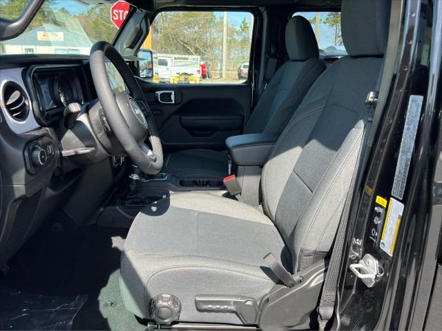 new 2025 Jeep Wrangler car, priced at $54,960