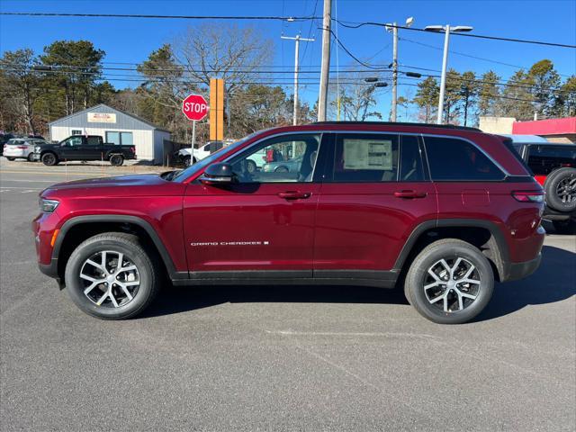 new 2025 Jeep Grand Cherokee car, priced at $48,306